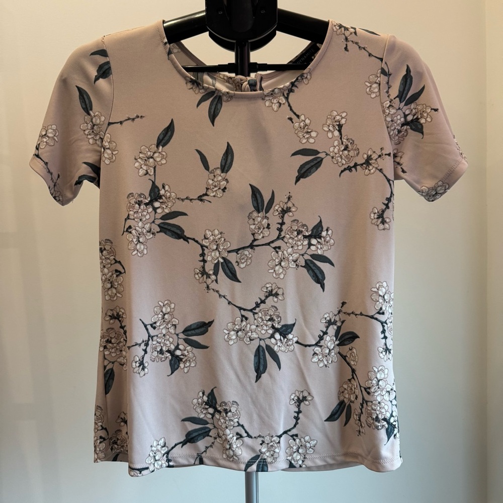 Dynamite Floral Top - Light Pink